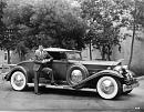 Click image for larger version. 

Name:	01ClarkGablewithhis1932Packard.jpg 
Views:	165 
Size:	65.2 KB 
ID:	18406